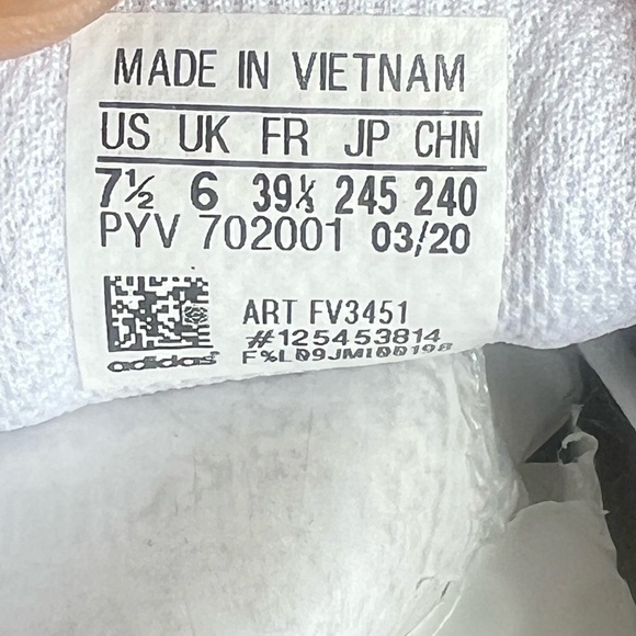 Adidas’s superstar low cheetah print - Picture 6 of 6